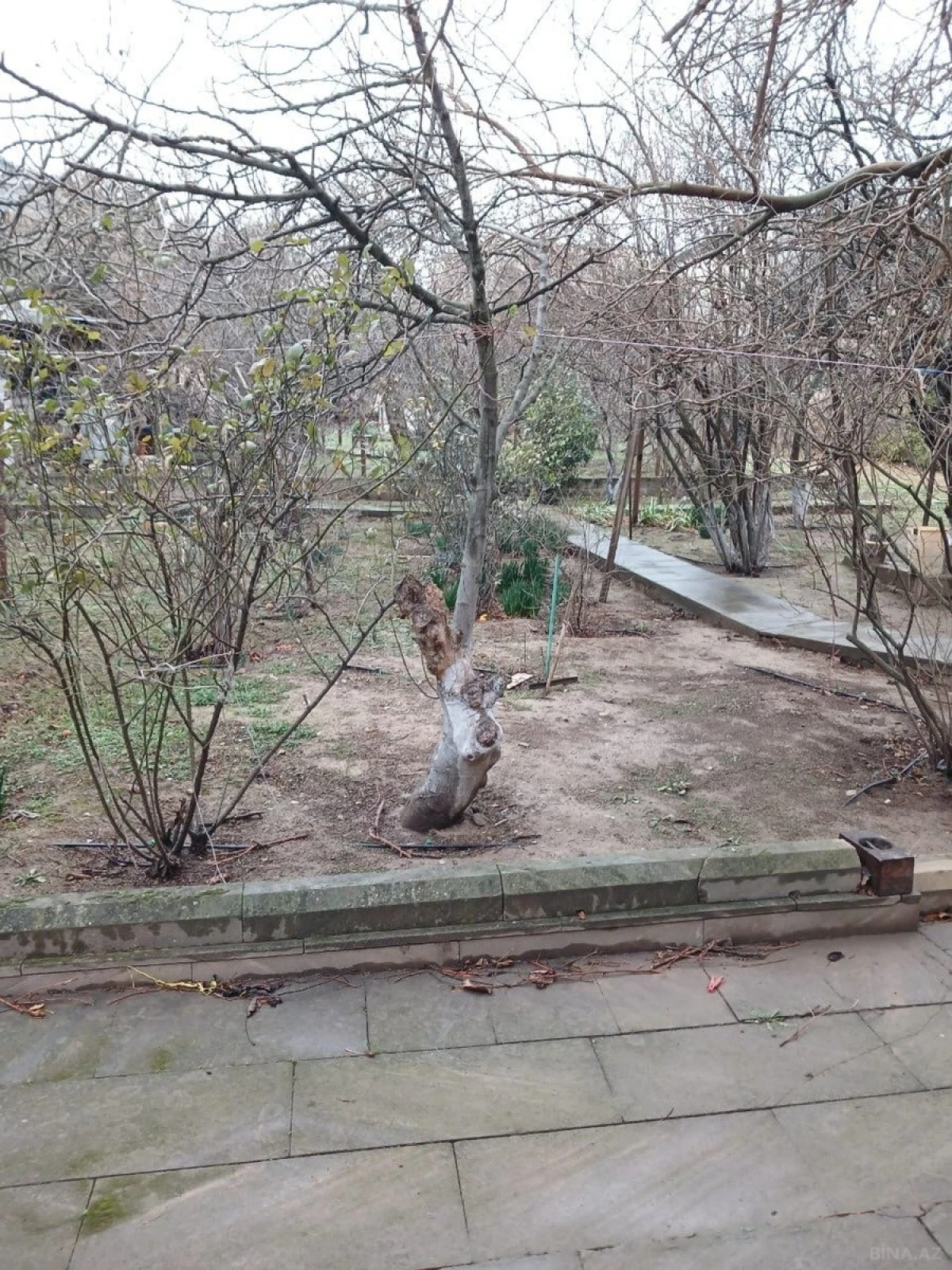 Satılır torpaq sahəsi 8 m²