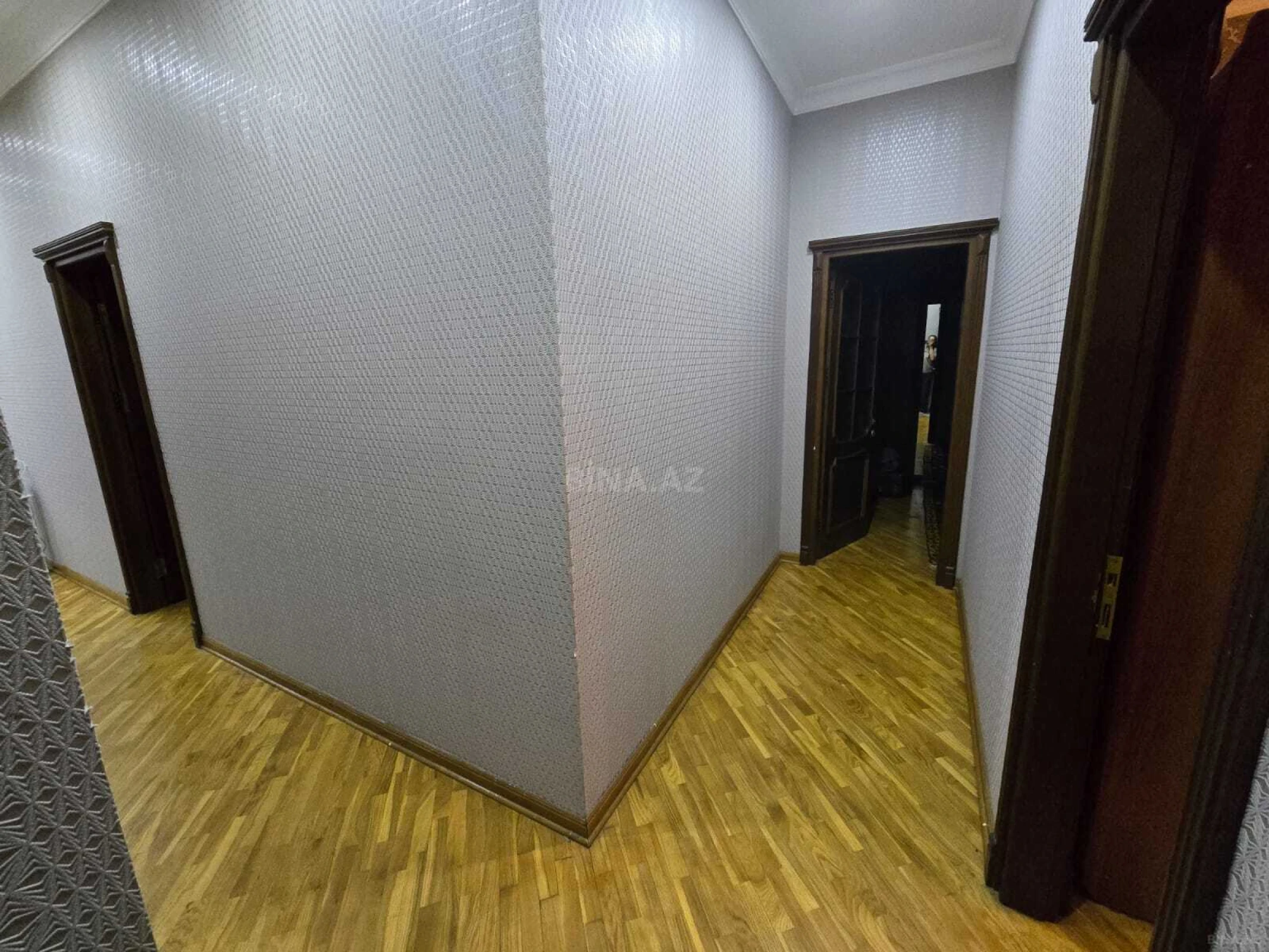 Kirayə verilir 3 otaqlı mənzil 120 m²