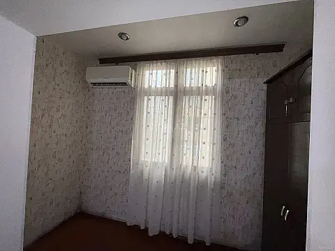 Kirayə verilir 2 otaqlı mənzil 45 m²