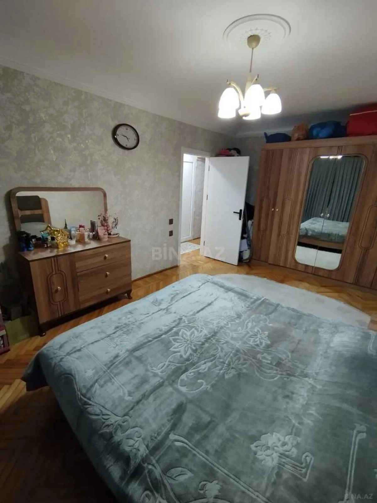 Satılır 3 otaqlı mənzil 95 m²
