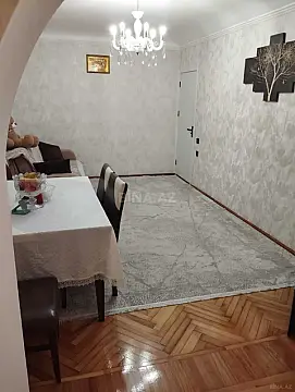 Satılır 3 otaqlı mənzil 95 m²