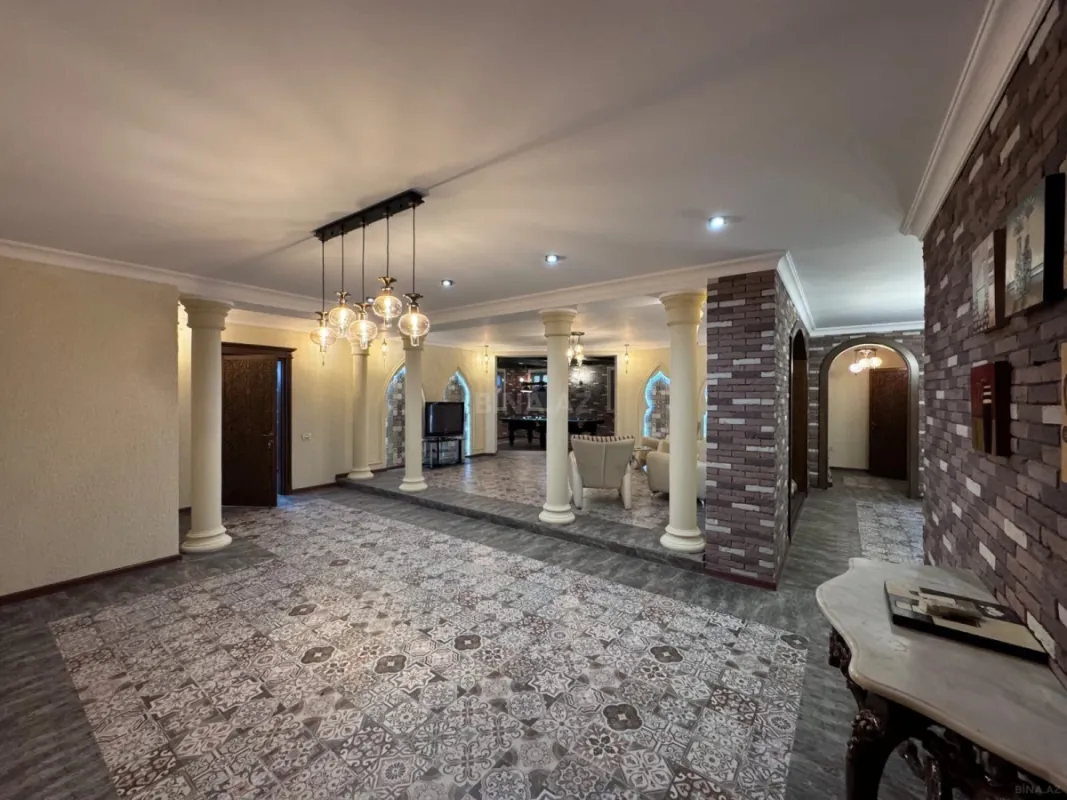 Kirayə verilir 6 otaqlı həyət evi 500 m²