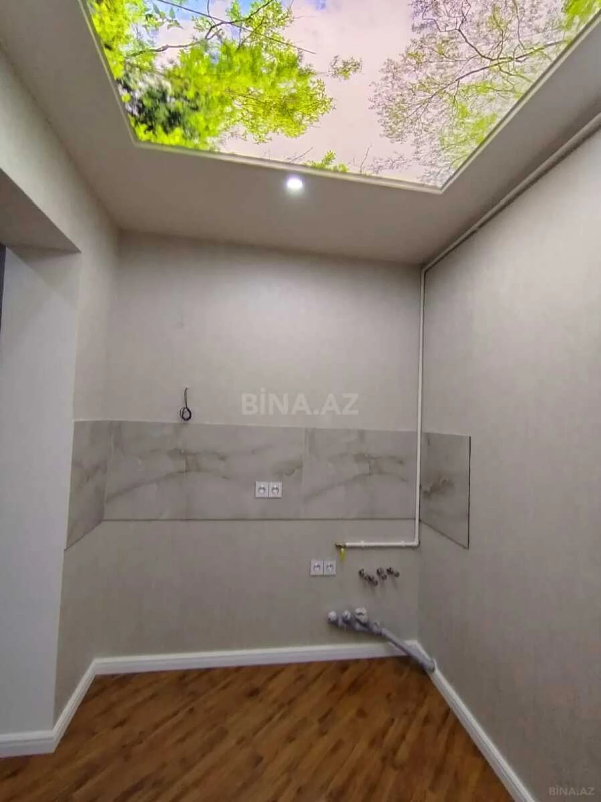 Satılır 2 otaqlı mənzil 60 m²