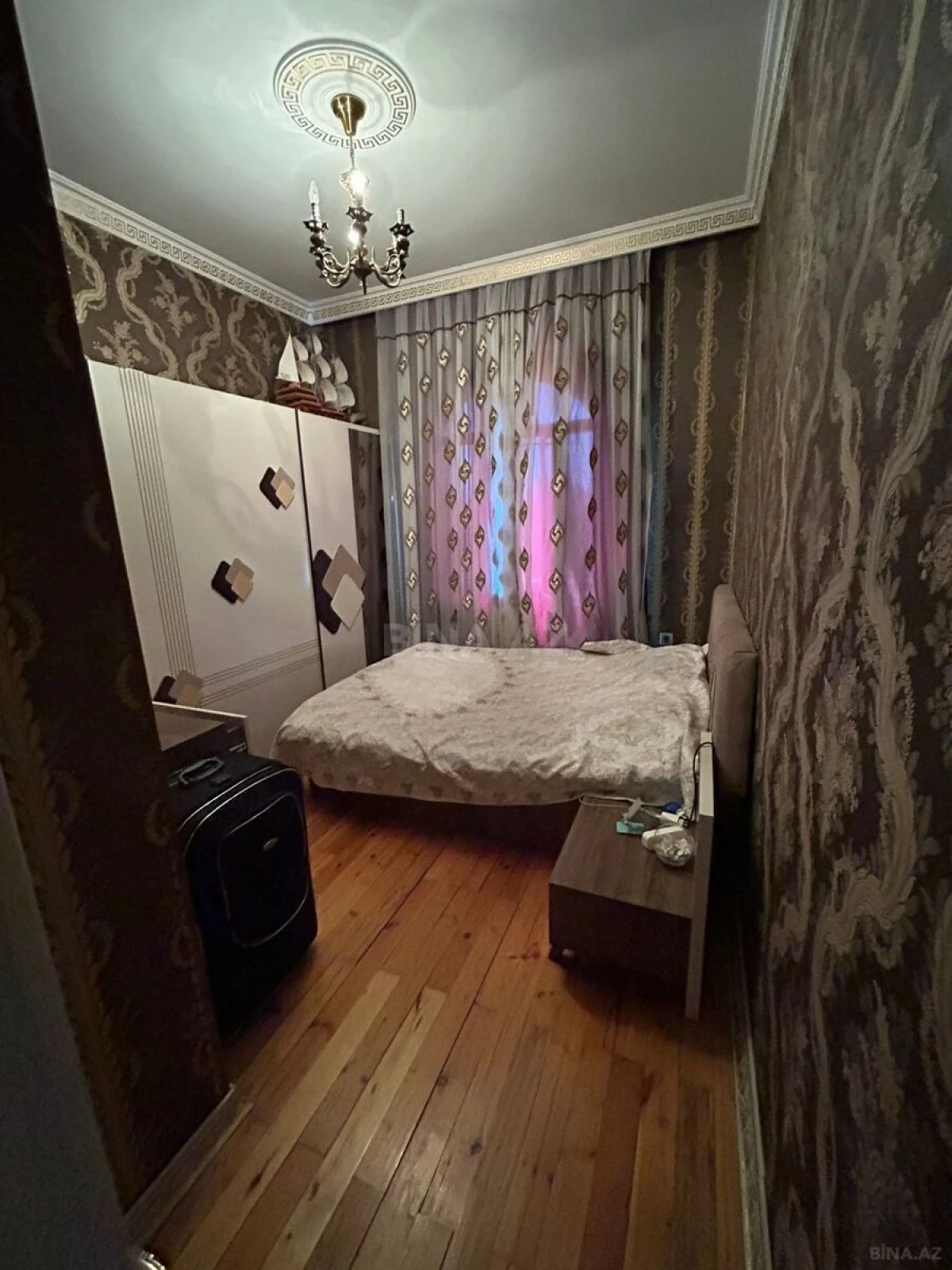Satılır 7 otaqlı həyət evi 314 m²