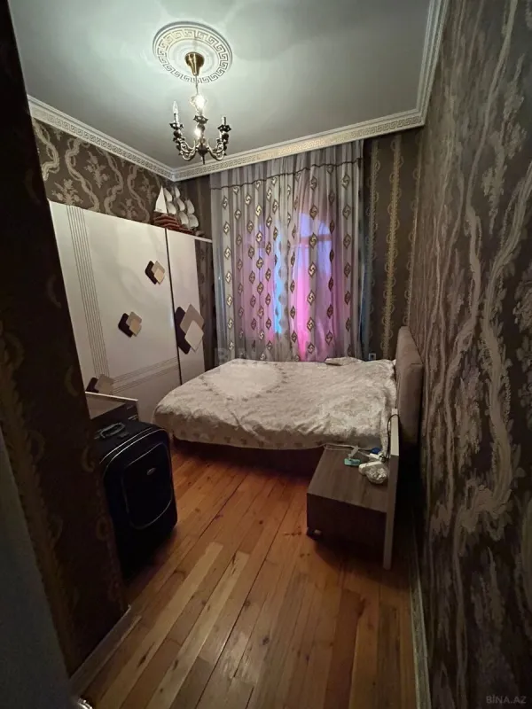 Satılır 7 otaqlı həyət evi 314 m²