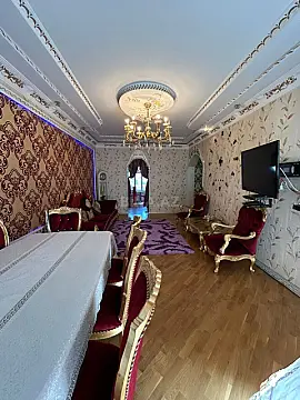 Satılır 7 otaqlı həyət evi 314 m²