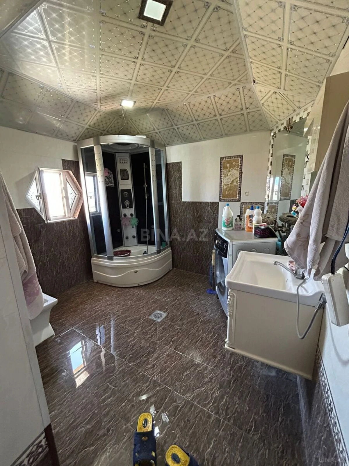 Satılır 7 otaqlı həyət evi 314 m²