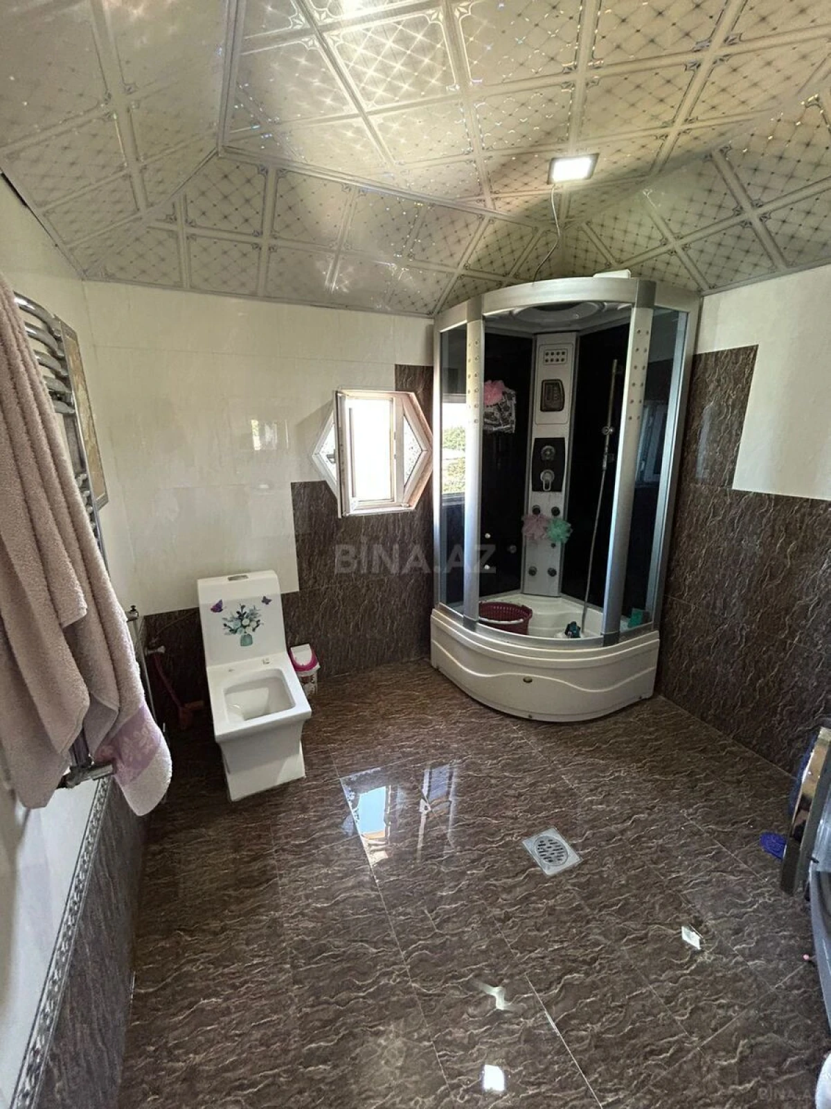 Satılır 7 otaqlı həyət evi 314 m²