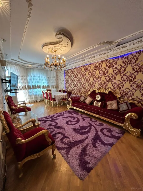 Satılır 7 otaqlı həyət evi 314 m²