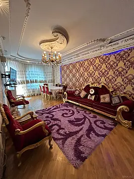 Satılır 7 otaqlı həyət evi 314 m²