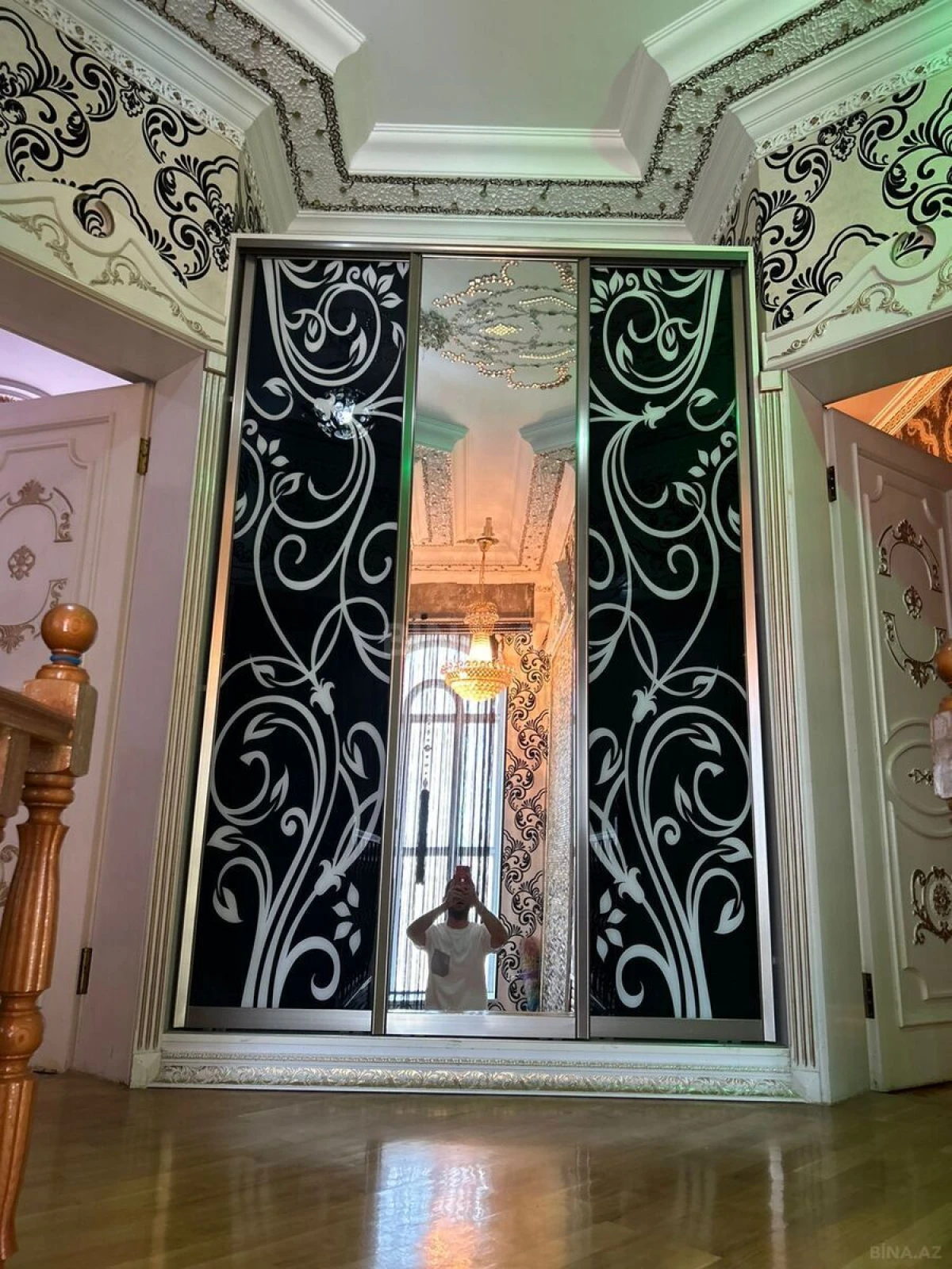 Satılır 7 otaqlı həyət evi 314 m²