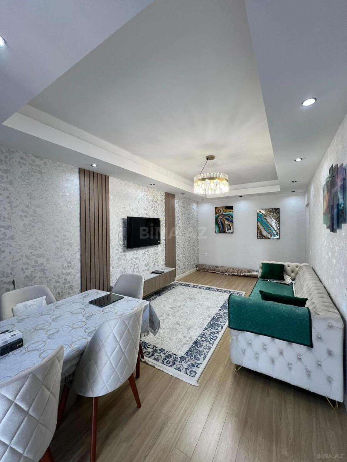 Satılır 2 otaqlı mənzil 84 m²