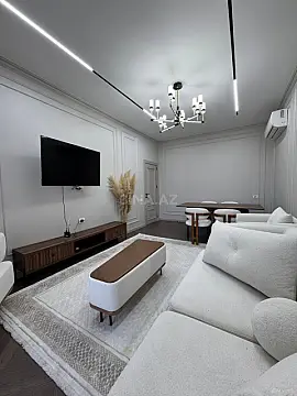 Kirayə verilir 2 otaqlı mənzil 90 m²