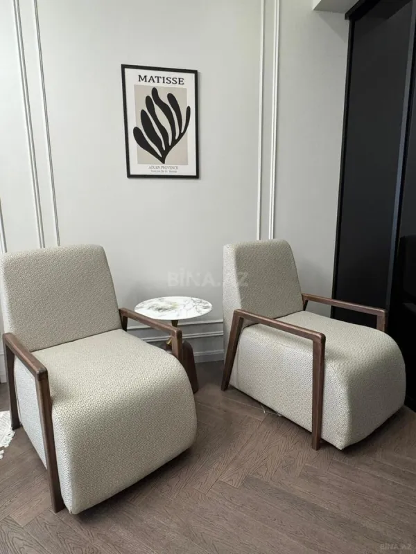 Kirayə verilir 2 otaqlı mənzil 90 m²