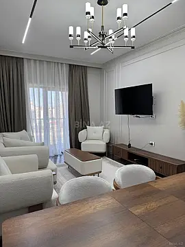 Kirayə verilir 2 otaqlı mənzil 90 m²