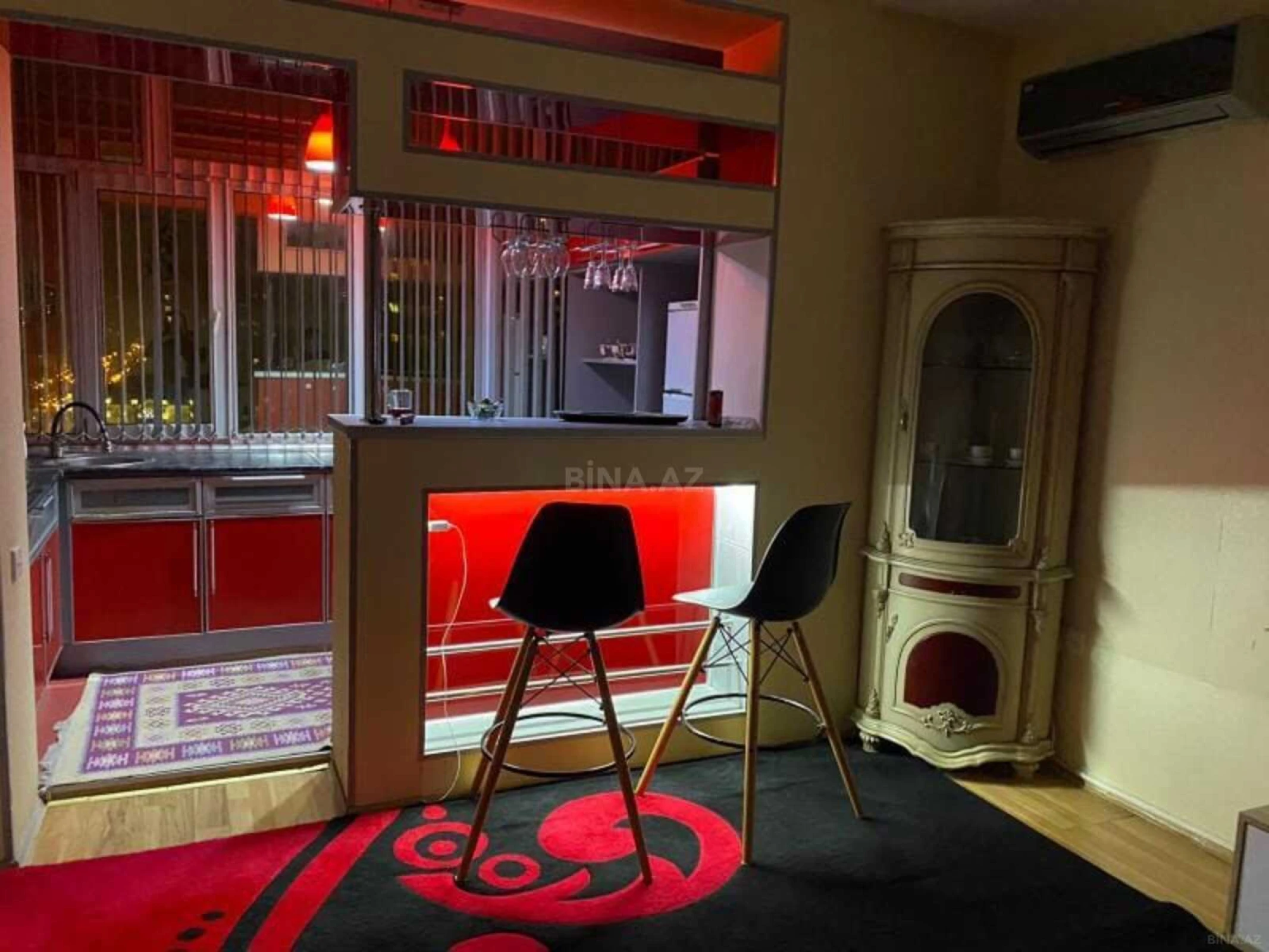 Kirayə verilir 2 otaqlı mənzil 80 m²