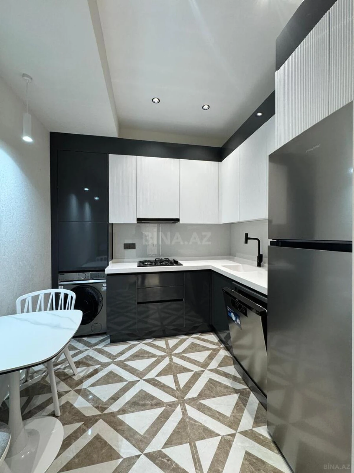 Satılır 3 otaqlı mənzil 80 m²