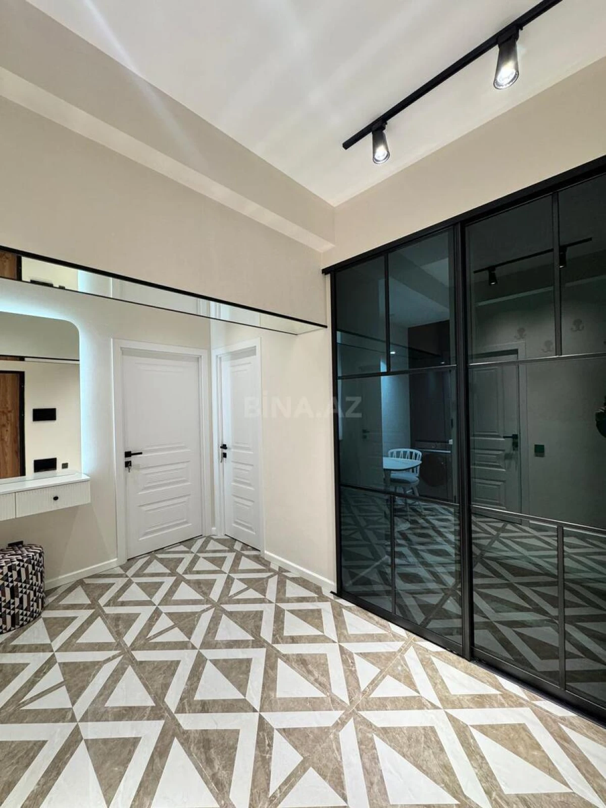 Satılır 3 otaqlı mənzil 80 m²