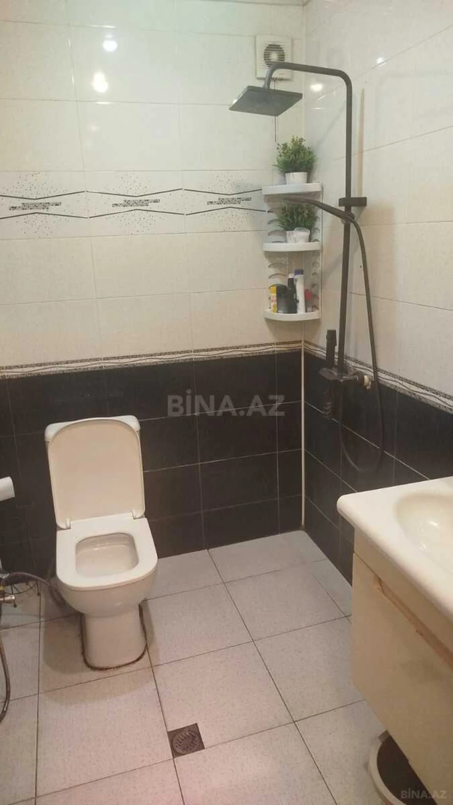 Satılır 3 otaqlı mənzil 70 m²