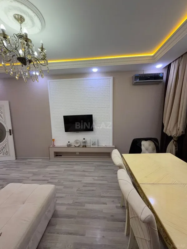 Satılır 2 otaqlı mənzil 55 m²