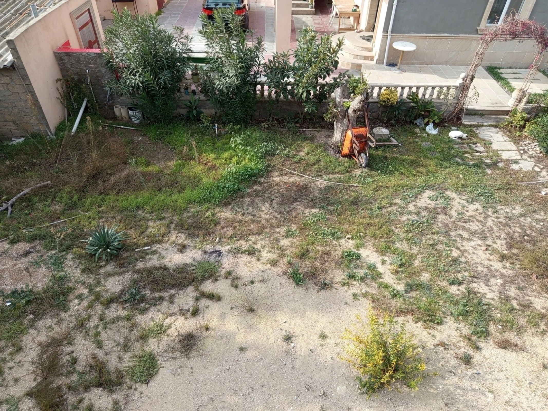 Satılır 5 otaqlı həyət evi 200 m²