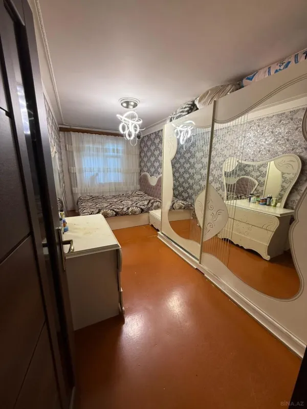 Satılır 3 otaqlı mənzil 50 m²