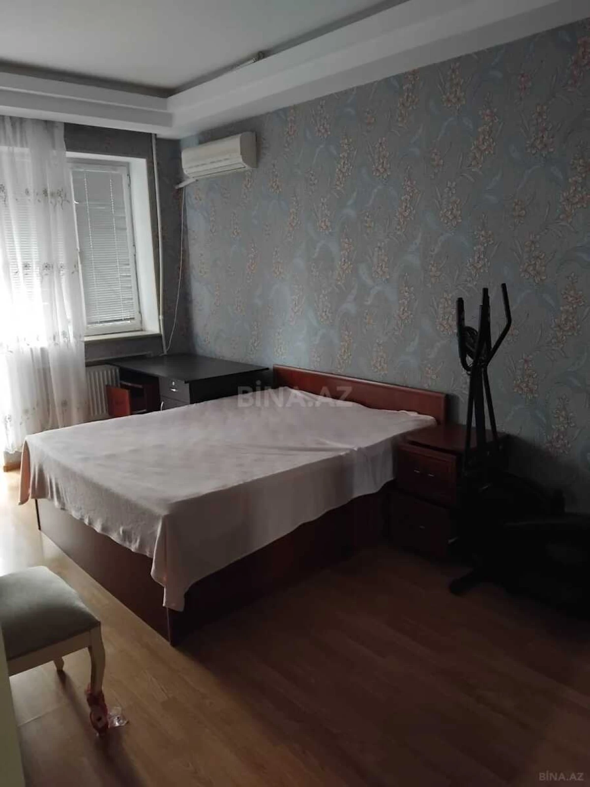 Kirayə verilir 2 otaqlı mənzil 80 m²