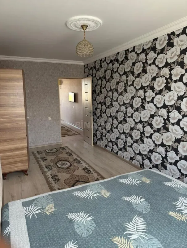 Kirayə verilir 2 otaqlı mənzil 50 m²
