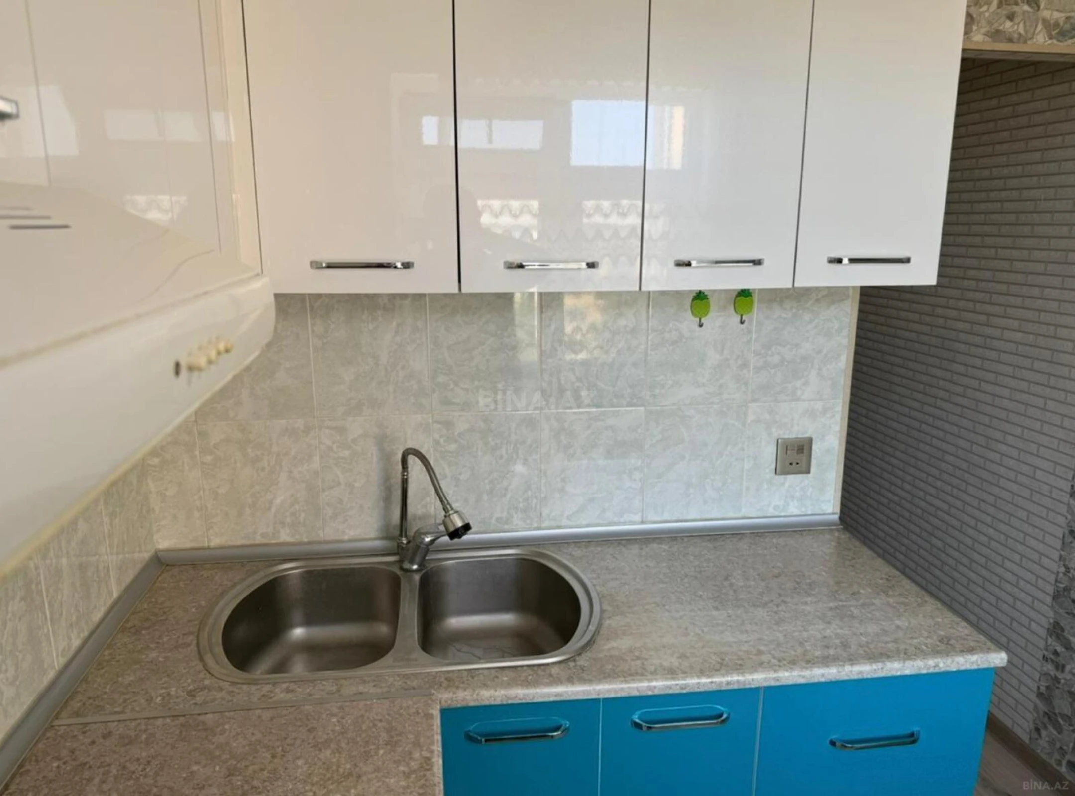 Kirayə verilir 2 otaqlı mənzil 50 m²