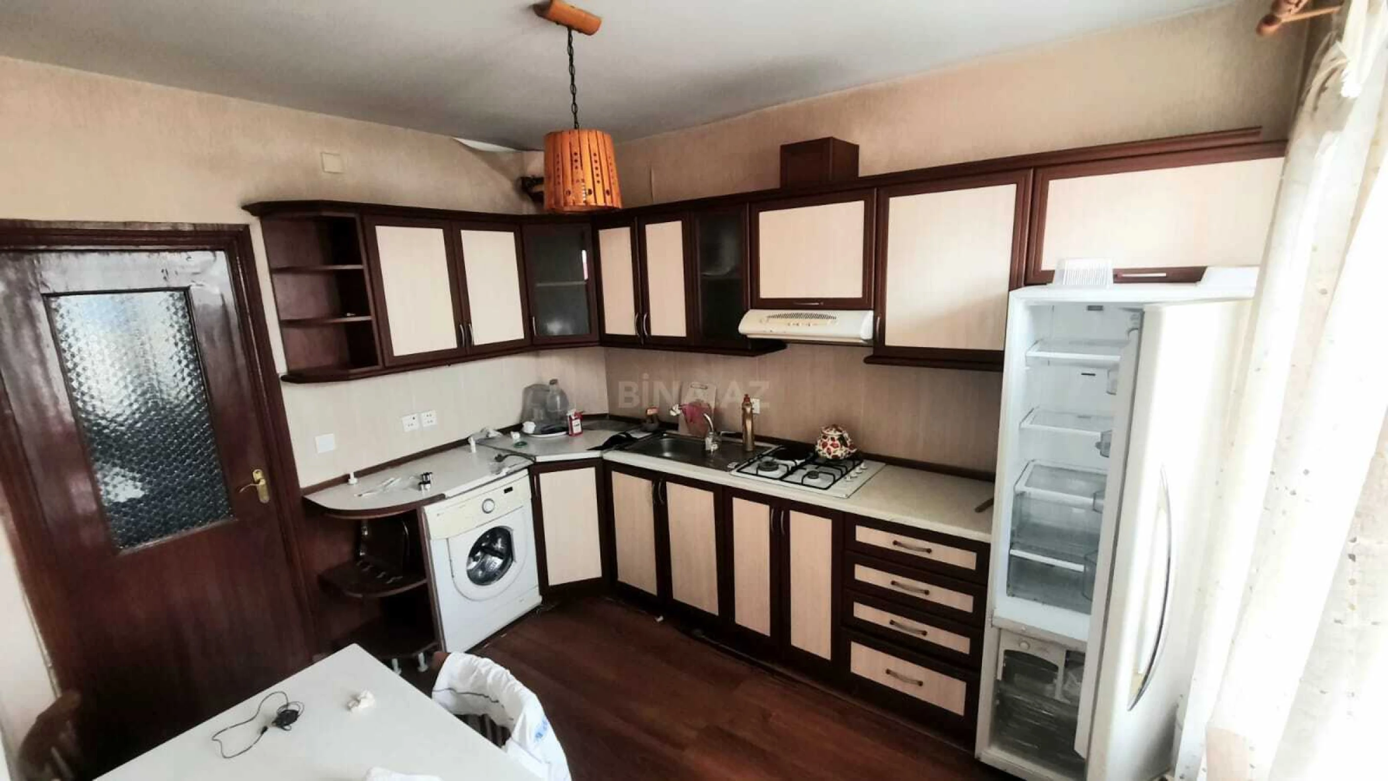 Satılır 4 otaqlı mənzil 110 m²