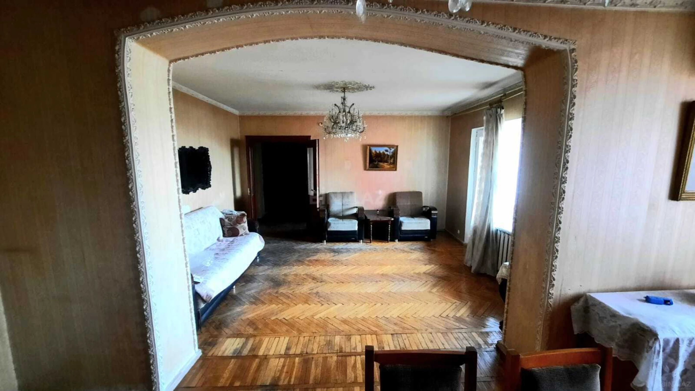 Satılır 4 otaqlı mənzil 110 m²