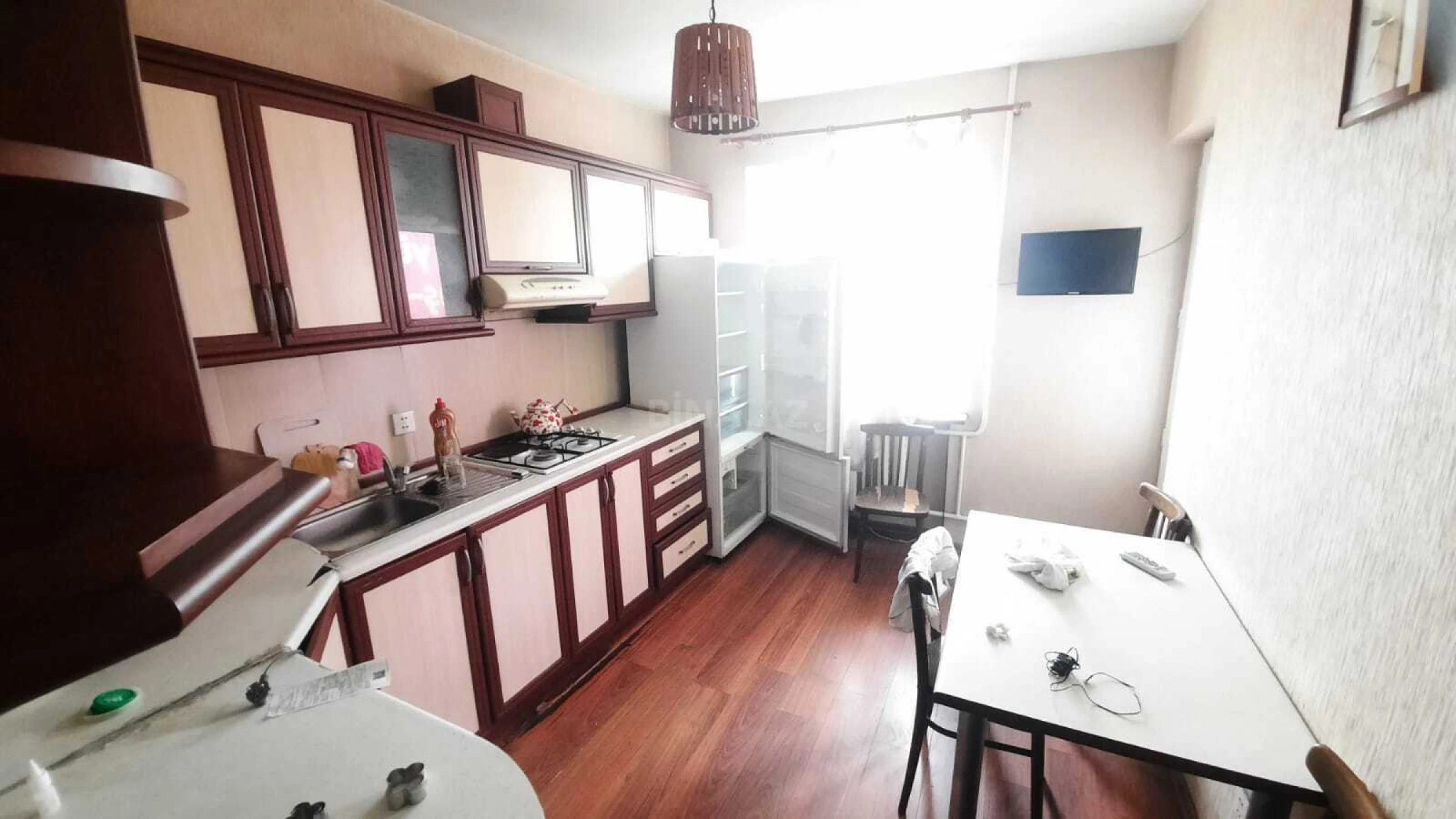 Satılır 4 otaqlı mənzil 110 m²