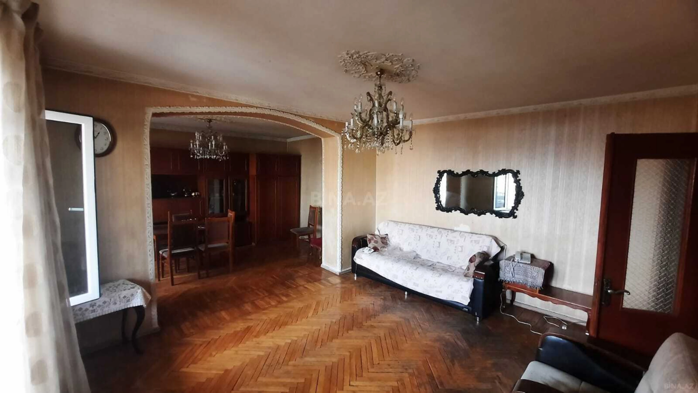 Satılır 4 otaqlı mənzil 110 m²