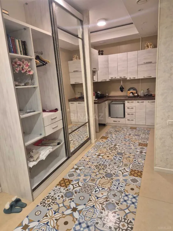 Satılır 2 otaqlı mənzil 70 m²