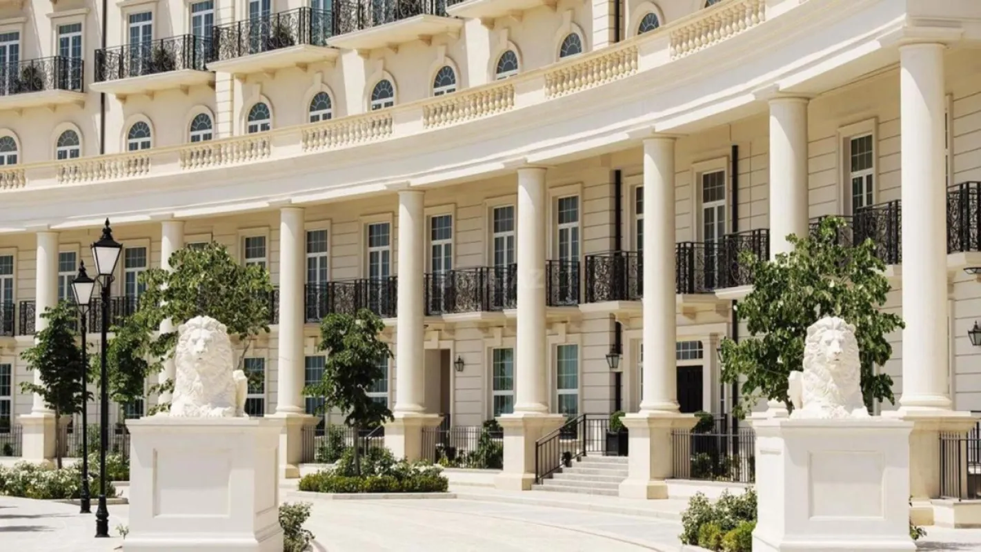 Satılır 4 otaqlı mənzil 144 m²