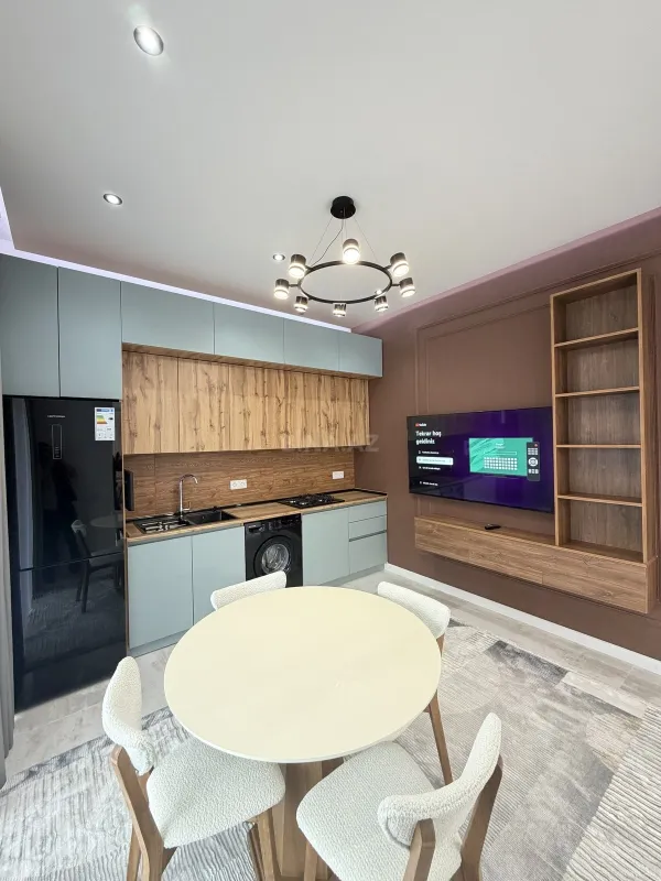 Satılır 4 otaqlı həyət evi 150 m²