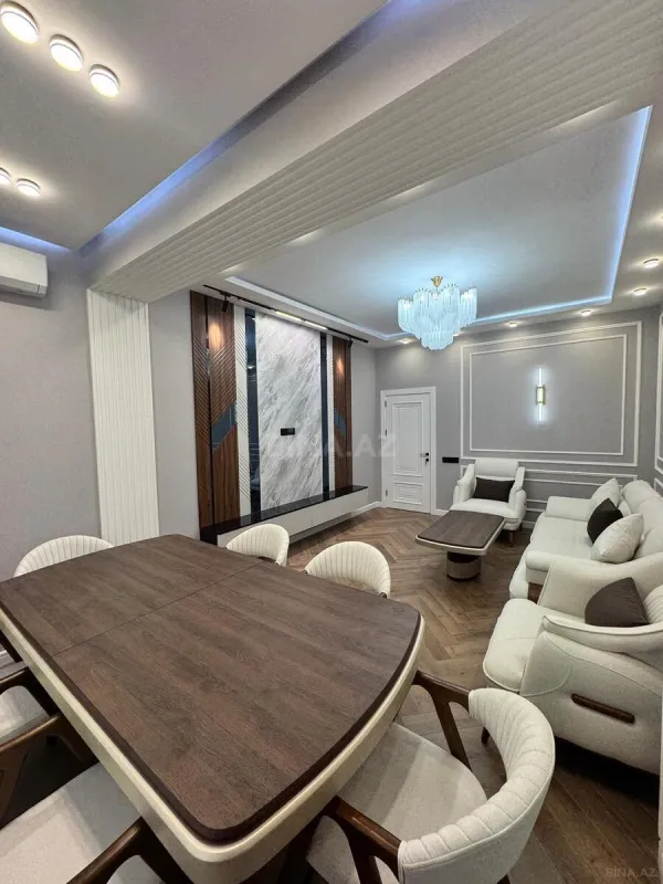 Satılır 3 otaqlı mənzil 105 m²