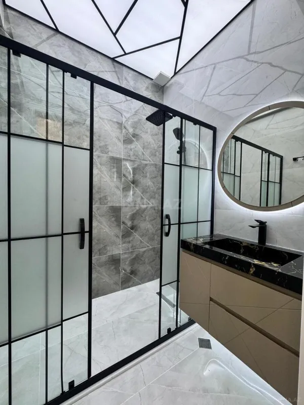 Satılır 3 otaqlı mənzil 105 m²