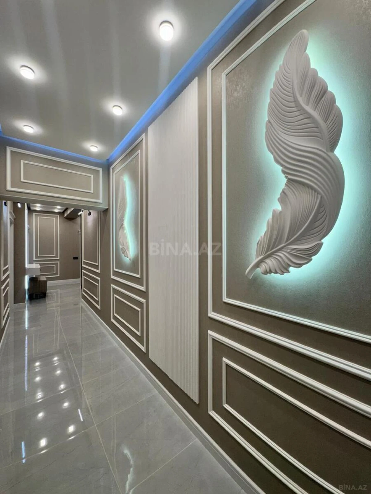Satılır 3 otaqlı mənzil 105 m²