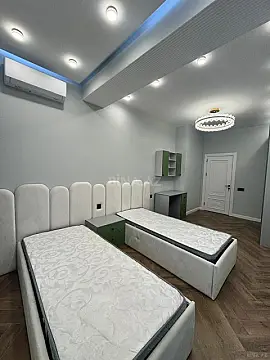 Satılır 3 otaqlı mənzil 105 m²
