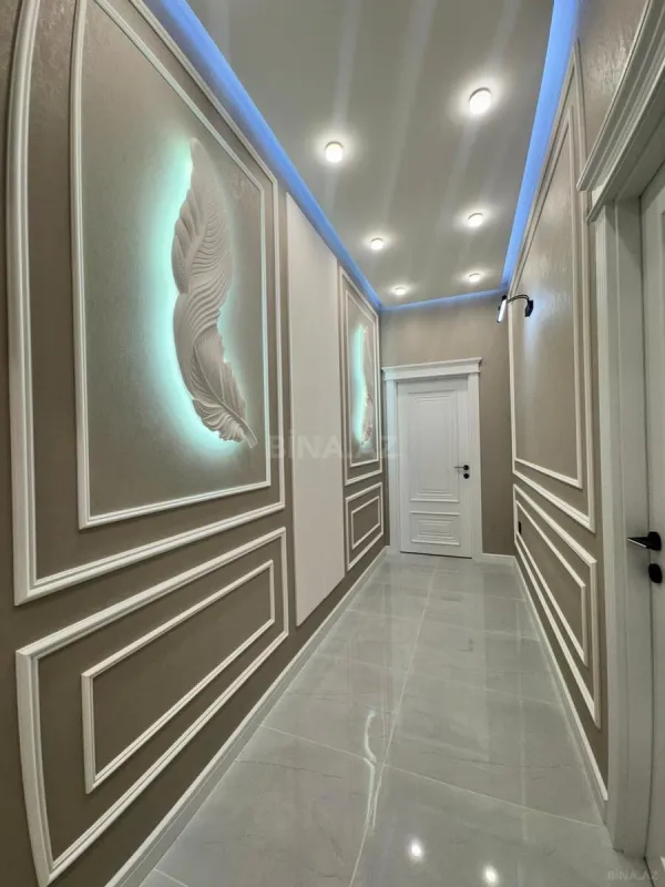 Satılır 3 otaqlı mənzil 105 m²