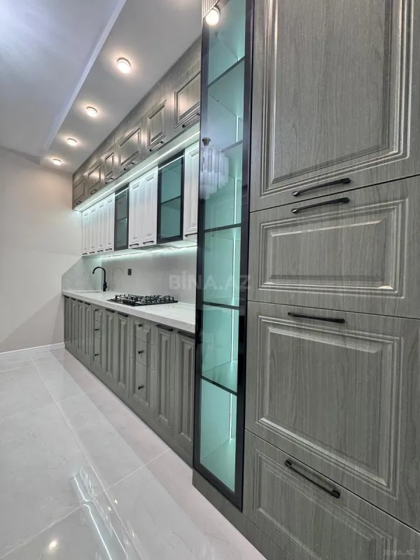 Satılır 3 otaqlı mənzil 105 m²