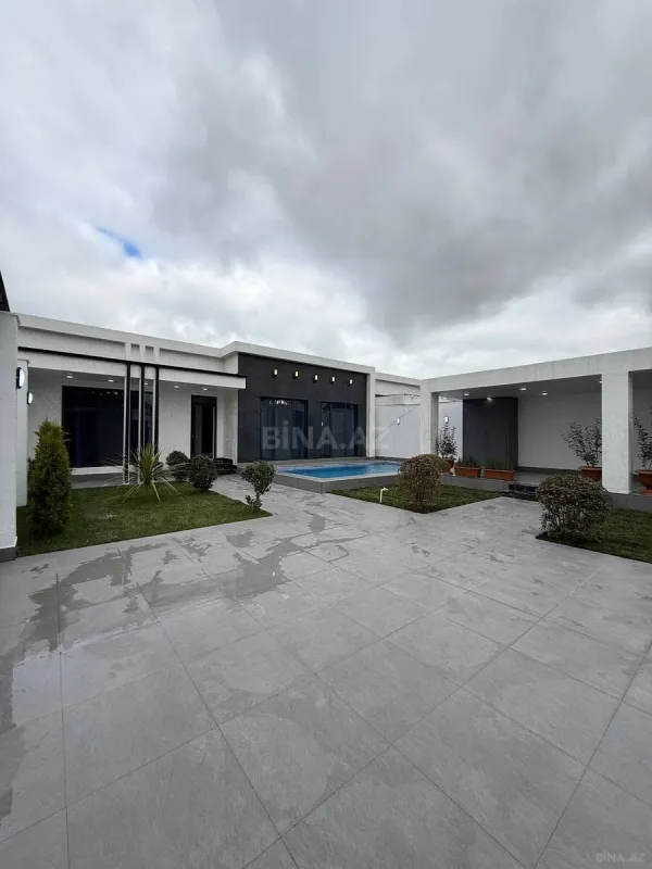 Satılır 4 otaqlı həyət evi 160 m²