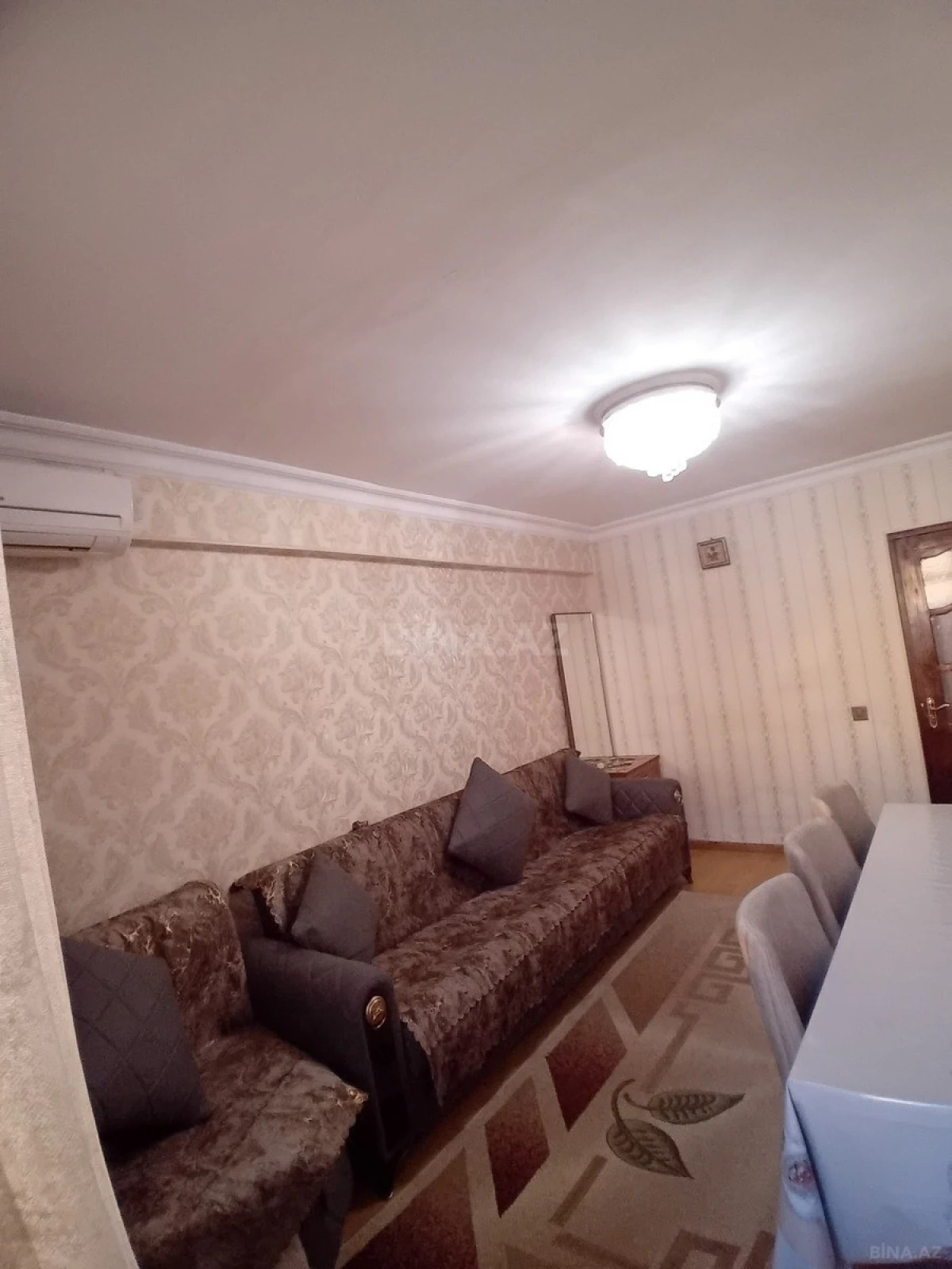 Satılır 2 otaqlı mənzil 45 m²