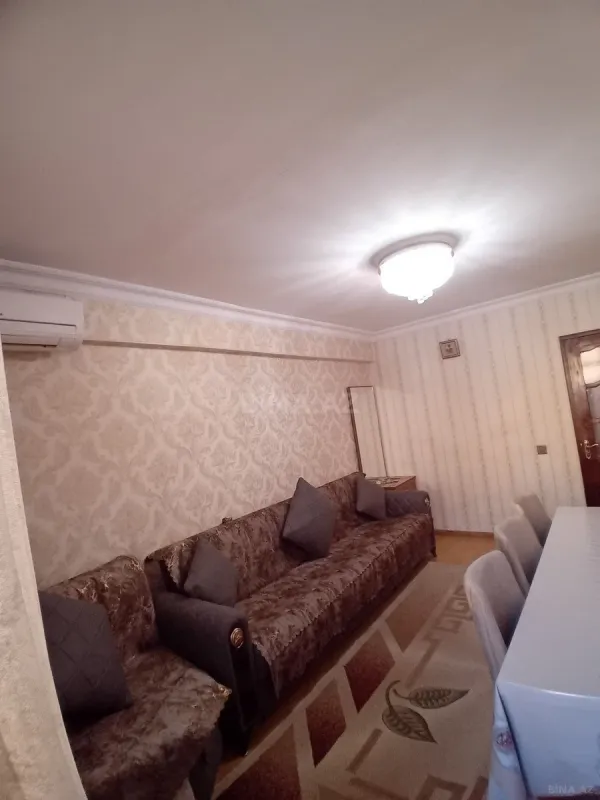 Satılır 2 otaqlı mənzil 45 m²
