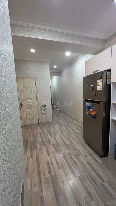 Satılır 2 otaqlı mənzil 76 m²