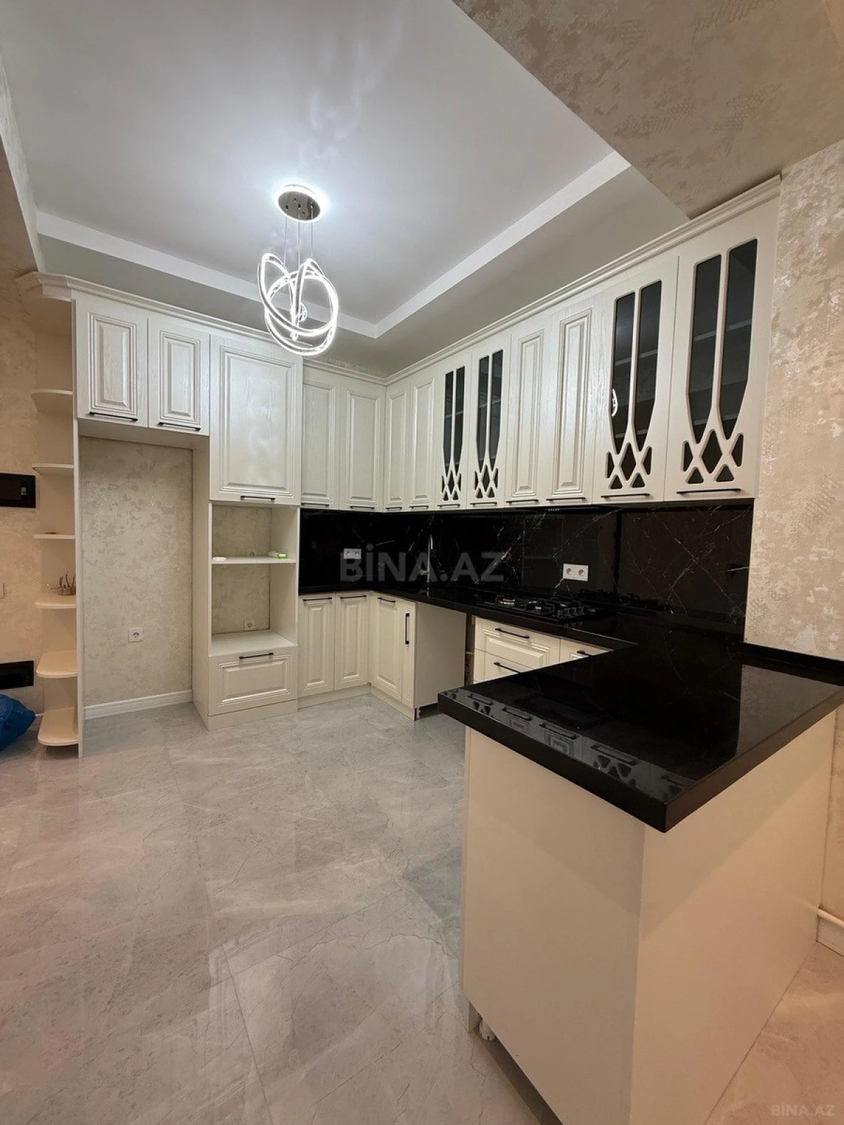 Satılır 2 otaqlı mənzil 69.2 m²