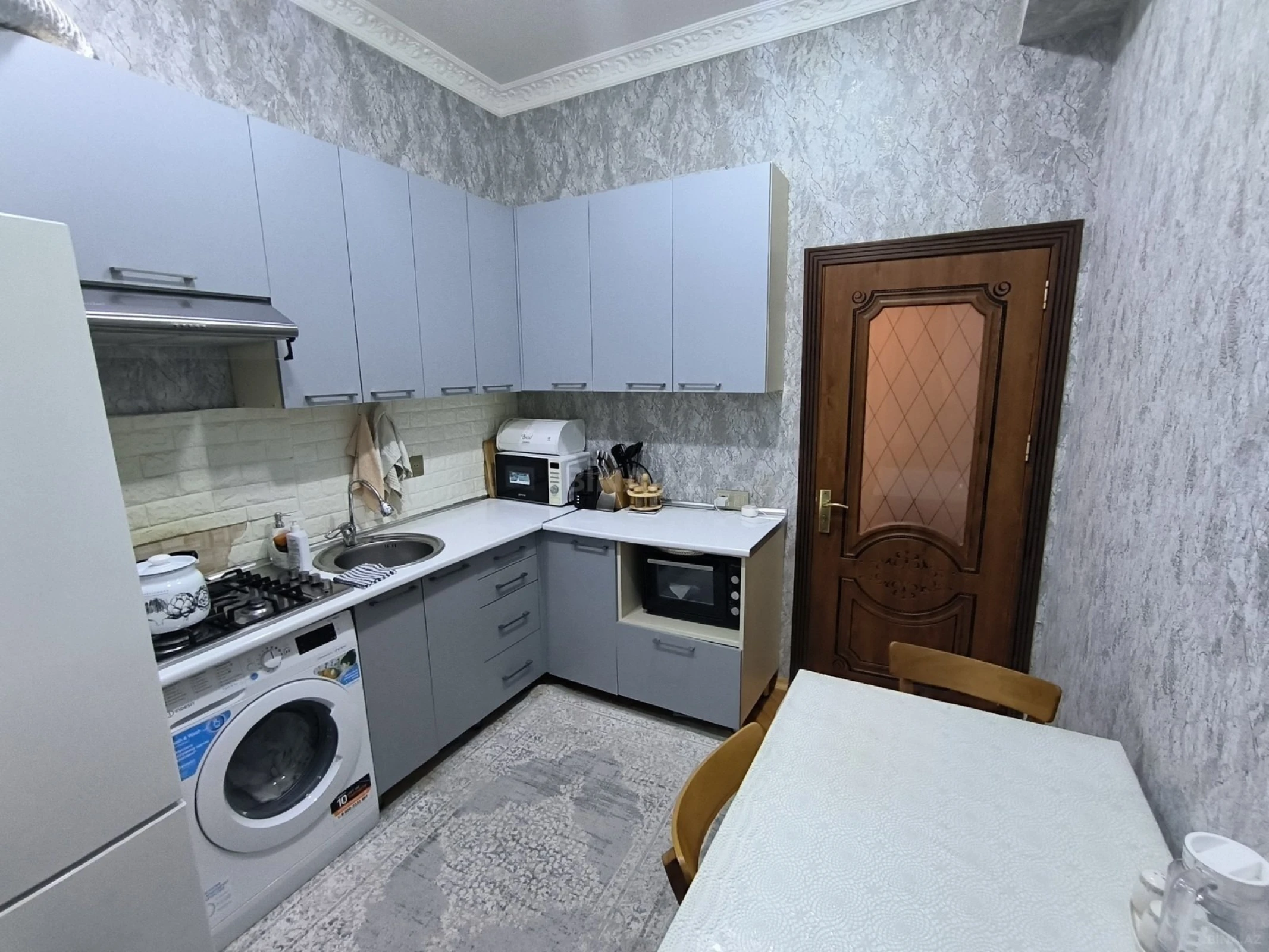 Satılır 2 otaqlı mənzil 62 m²