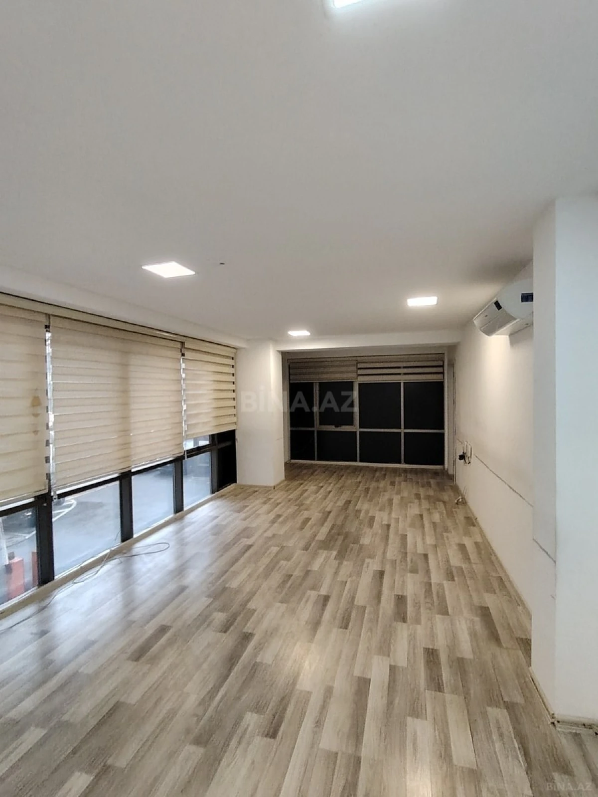Kirayə verilir 3 otaqlı ofis 80 m²