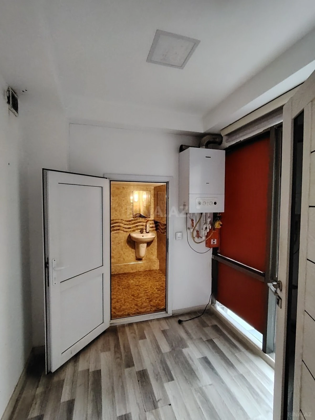 Kirayə verilir 3 otaqlı ofis 80 m²